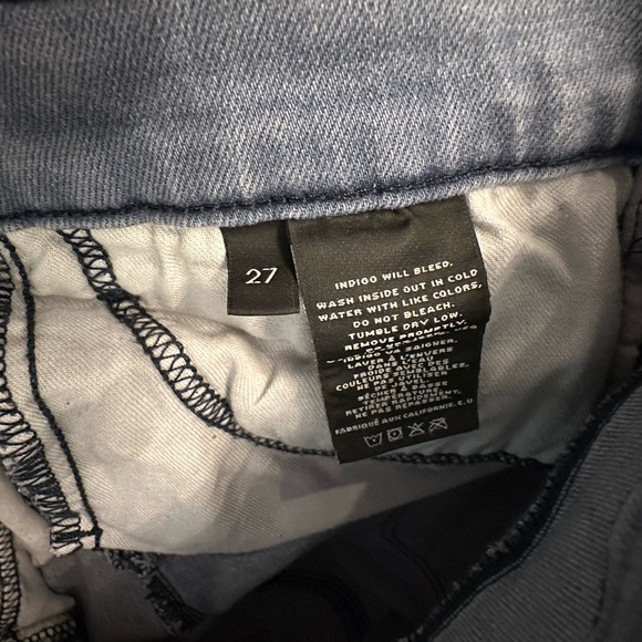 J Brand mid rise Capri jean - Picture 7 of 10